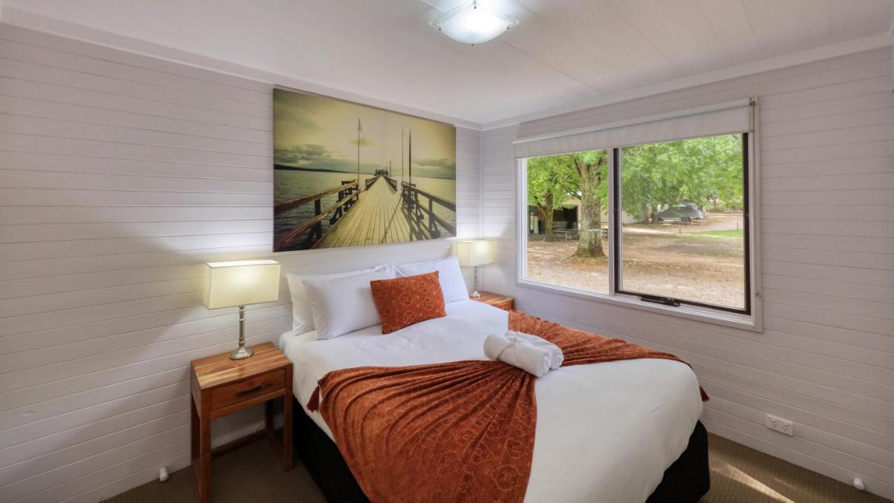 Big4 Porepunkah Holiday Park Bright Exterior photo